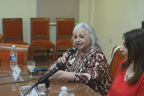Egyptian Artist Niveen Allouba Highlights Importance of Study and Awareness in the Arts