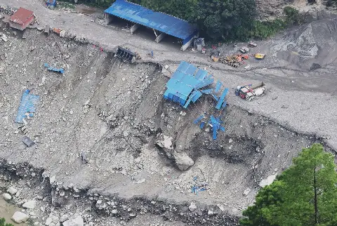 In Nepal's flood zone, teachers mourn students who never returned