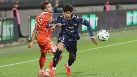 Tunisian Player Khalil Ayari Named Player of the Month at Dunkerque