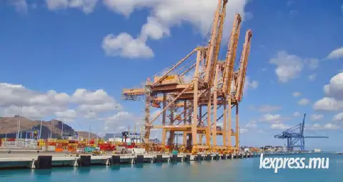 Mauritius Sees Reduction in Trade Deficit for July