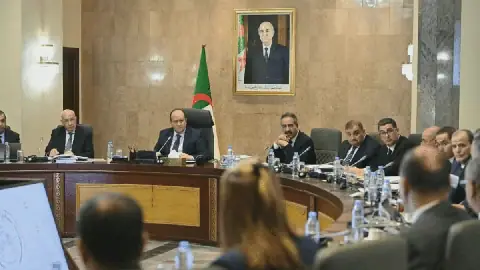 Algerian Government Unveils Key Features of 2027 Finance Bill