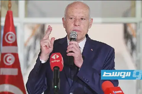 تونس.. قيس سعيّد يخفف عقوبة السجن في قانون مكافحة الأخبار الكاذبة