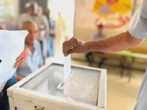 ÉLECTIONS