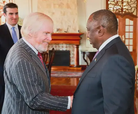 Bozell wéér deur Dirco ingeroep