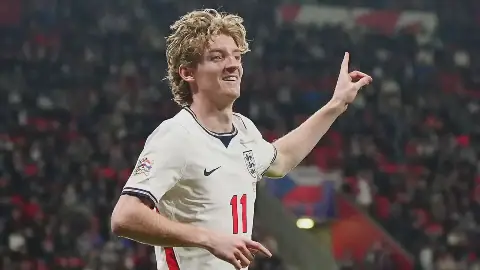 Kane and Gordon give England victory over Czech Republic in Nations League