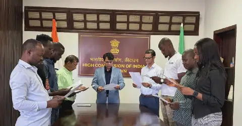 Indian High Commission Staff Take Swachhhta Pledge in Sierra Leone