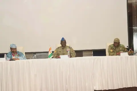 Niger Minister of Transport Honors 12 Pioneering Women
