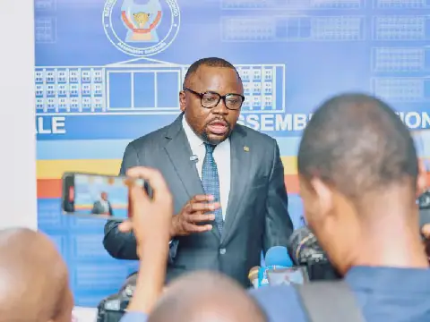 RDC : Flory Mapamboli dépose une proposition de loi pour lutter contre la pollution plastique