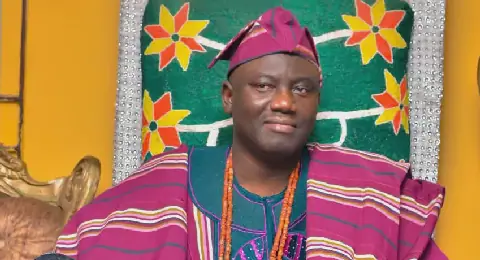Alaafin Urges Nigerian Politicians to Unite and Fix the Country