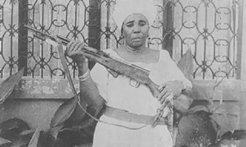 M'Balia Camara and Hadja Mafory Bangoura: Two Women in Guinea's Fight for Independence