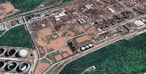 State refinery “renaissance” plan worries Durban fence-line residents