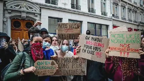 French school protests spread to universities as blockades intensify
