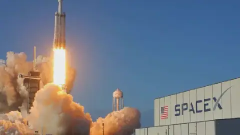 Ukraine Urges US to Impose Sanctions on Russian Satellite Network
