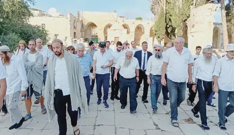 Imam of Al-Aqsa Mosque Warns Arab and Muslim Leaders of Israeli Actions