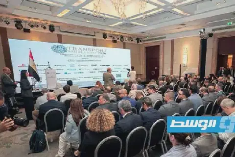 المنطقة الحرة بمصراتة تستعرض إمكانات مينائها في مؤتمر النقل بالقاهرة