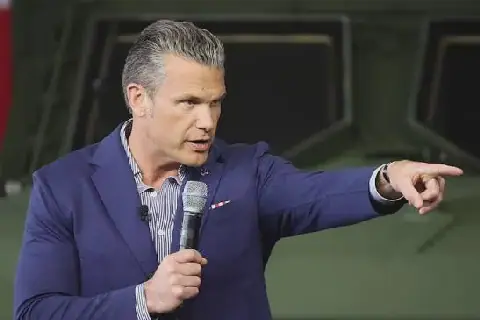 US Defence Secretary Hegseth to Cut One‑Fifth of Senior Military Leaders