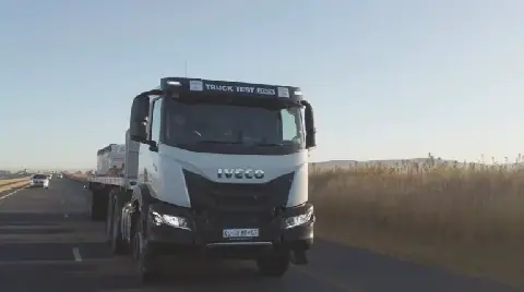 Iveco T-Way with flatbed trailer during Truck Test 2022