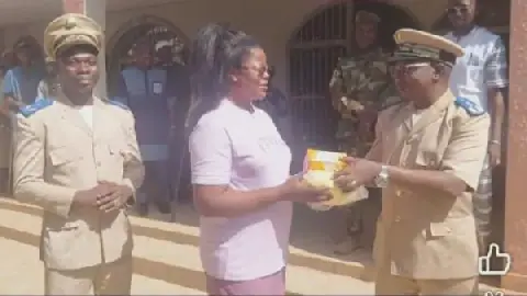Mali: Des kits scolaires remis aux enfants de familles vulnérables à Kati