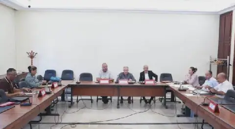 Tunisia's Health Committee Reviews Proposed Laws