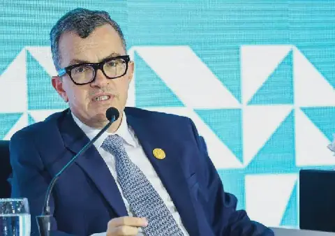 الدكتور أحمد رستم وزير التخطيط والتنمية الاقتصادية