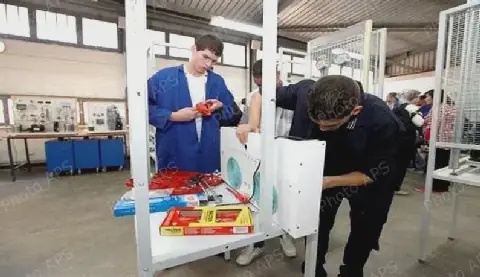 Over 400,000 New Trainees to Join Vocational Training Institutions in Algeria