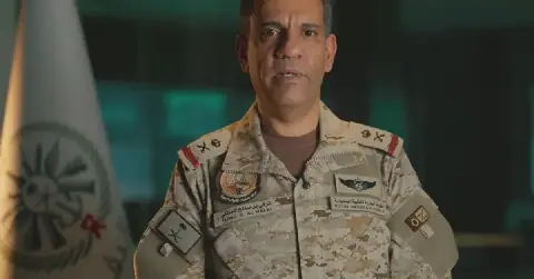 Saudi-led coalition intercepts and destroys Houthi ballistic missile