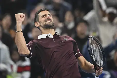 Djokovic survives China Open scare against wildcard world no. 104