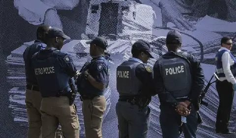 800 dockets for one detective, undermined forensic services — Auditor-General’s critical SAPS findings