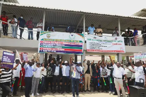 [PHOTOS] Lecturers down tools over stalled four-year CBA
