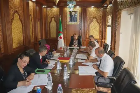 Algerian Tourism Minister Leads Coordination Meeting on Investment Properties