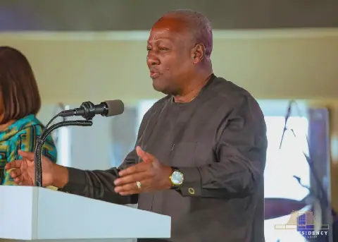 Mahama Orders District Chiefs to Hold Twice-Yearly Town Halls
