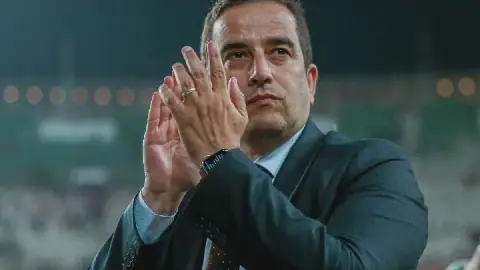 Uncertainty Surrounds MCO Alger's Management