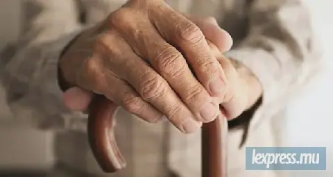 Senior Citizens Council Defends Doyenne Against Syndicalist's Remarks