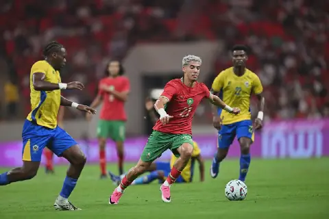 الأسود يستأنفون التحضيرات اليوم الخميس لمباراة مالي بحضور جميع