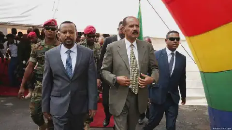 Ethiopia closes Eritrean embassy, expels 10 diplomats