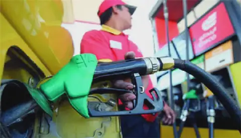 Expert: Morocco's Fuel Prices Soar to Record Highs