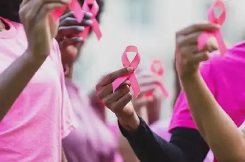 Octobre Rose : cinq erreurs à éviter pour mieux prévenir le cancer du sein