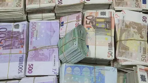 Moroccan Remittances Reach 89.2 Billion Dirhams in Eight Months