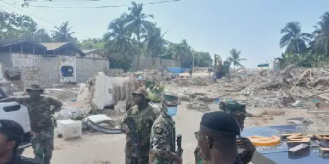 La Beach demolition: Military begins pulling down of structures