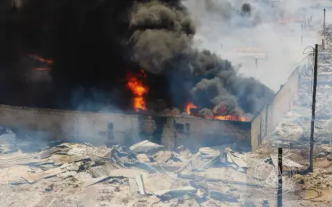 Massive fire ravages Duraplast factory at Avenor in Accra