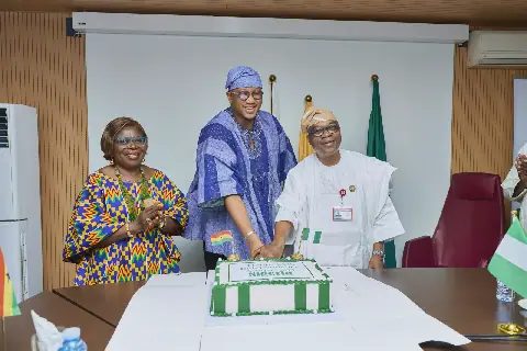 Ghana High Commission presents 66th Independence cake to Nigeria in Abuja