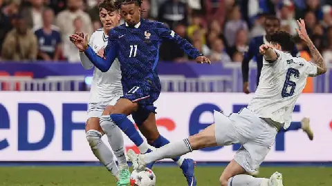 France Held to 1-1 Draw by Italy in Zidane's Homecoming