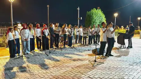 Egyptian Children's Choir Participates in "Street of Art" Event