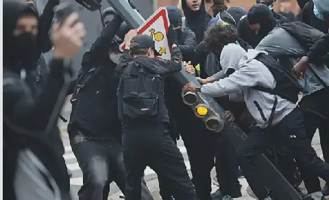 France Arrests Over 5,000 Amid High School Closure Protests