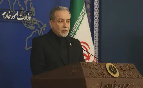 Iran says ready for diplomacy, warns of stronger response to military action