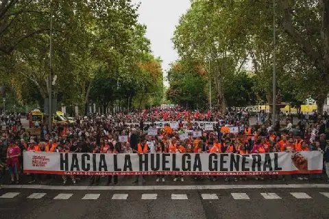 Housing Crisis Sparks Widespread Anger in Spain, Threatens General Strike