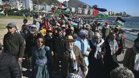 Thousands Rally in Cape Town to Support Palestine