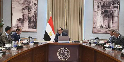 Madbouly reviews sugarcane farmers’ dues, strategic commodity procurement prices