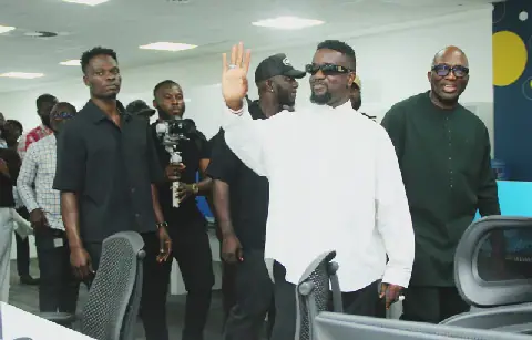 Sarkodie visits MobileMoney Fintech LTD