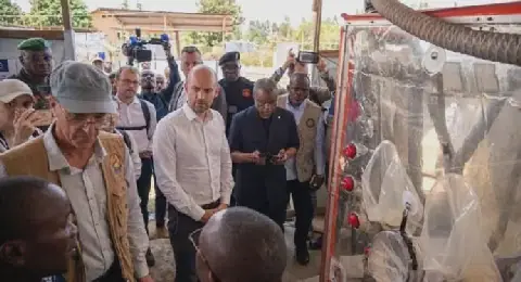 RD Congo /Ebola : le chef de la diplomatie française plaide pour renforcer l’aide